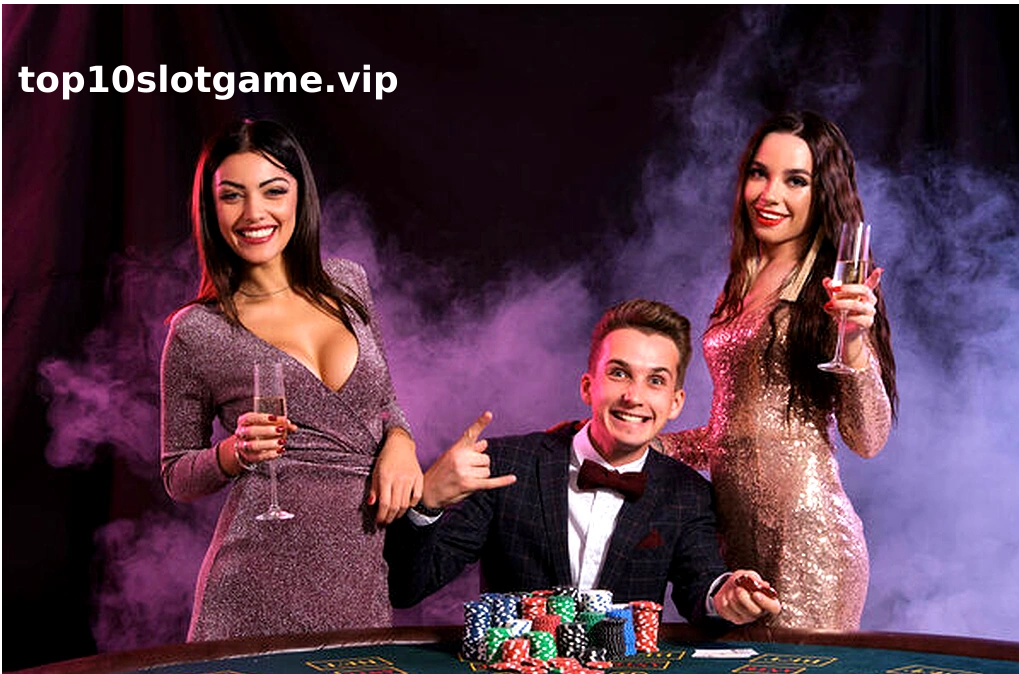 Một trận đá gà trực tiếp tại casino